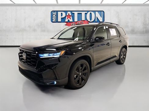 Used 2025 Honda Pilot Black Edition image 3