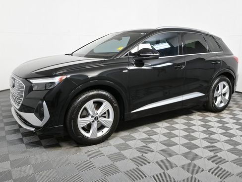 Used 2024 Audi Q4 e-tron Premium image 24