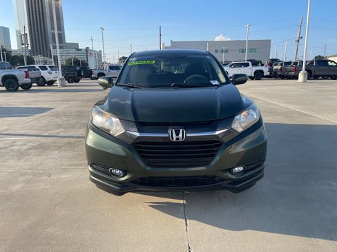 Used 2016 Honda HR-V EX image 8