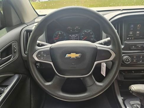 Used 2021 Chevrolet Colorado W/T w/ WT Convenience Package RWD image 14
