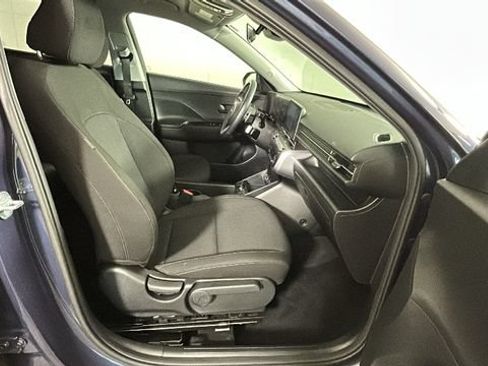 Certified 2025 Hyundai Kona SEL AWD/4WD image 31