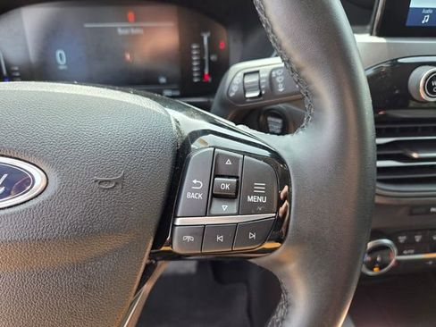 Used 2024 Ford Escape Active AWD/4WD image 30