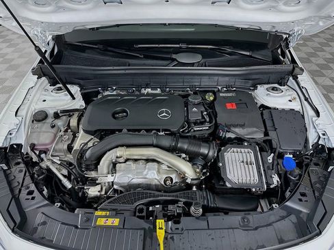 Used 2026 Mercedes-Benz GLB 250 image 30