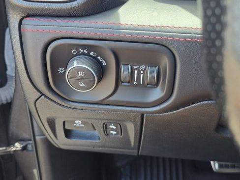 Used 2022 RAM 1500 TRX w/ TRX Level 2 Equipment Group AWD/4WD image 23