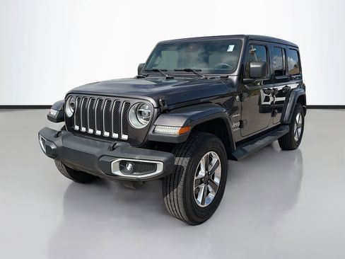 Used 2020 Jeep Wrangler Unlimited Sahara image 8