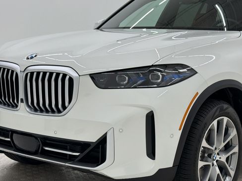 New 2026 BMW X5 sDrive40i w/ Premium Package RWD image 12