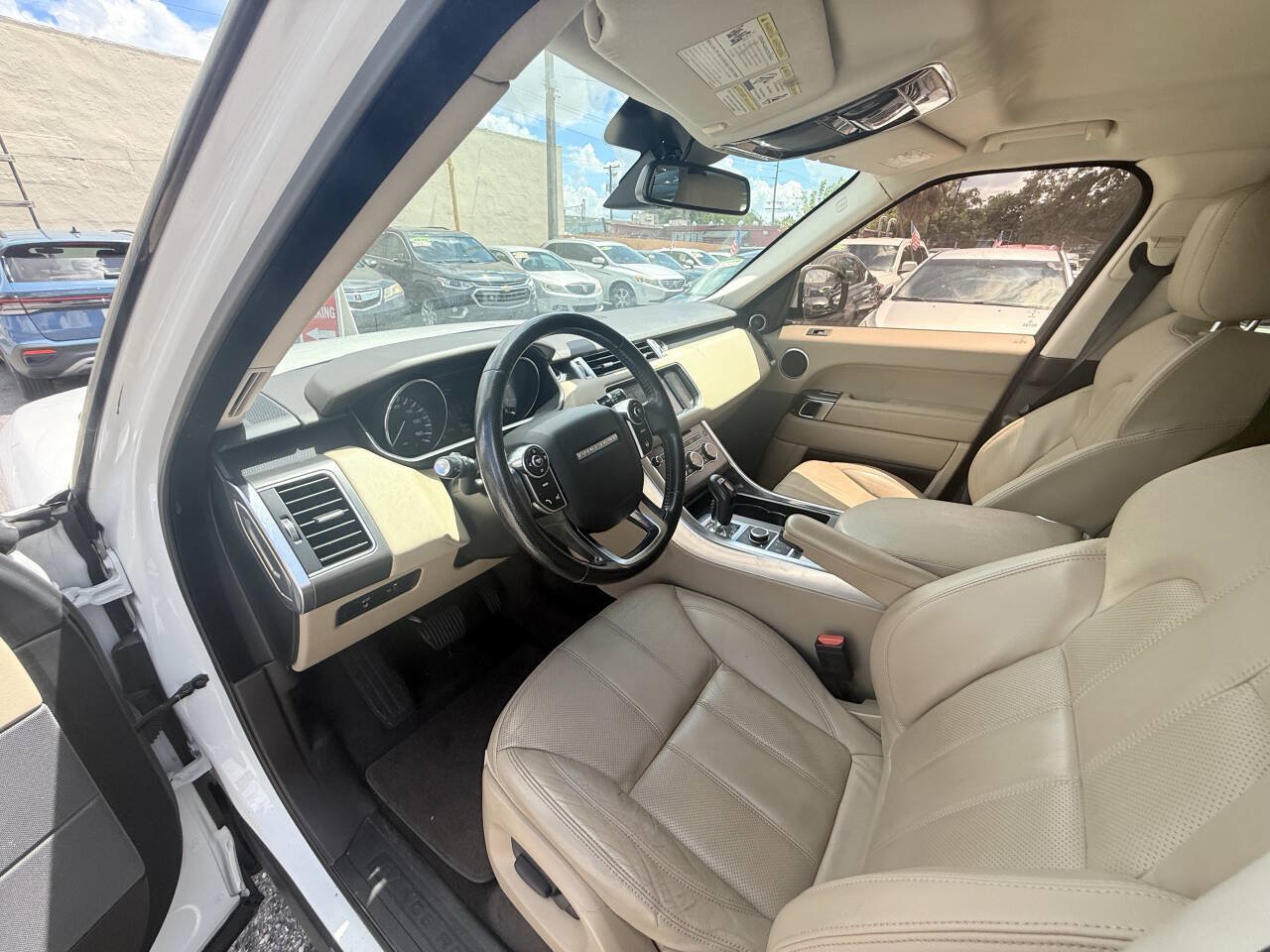 Used 2015 Land Rover Range Rover Sport SE AWD/4WD image 12