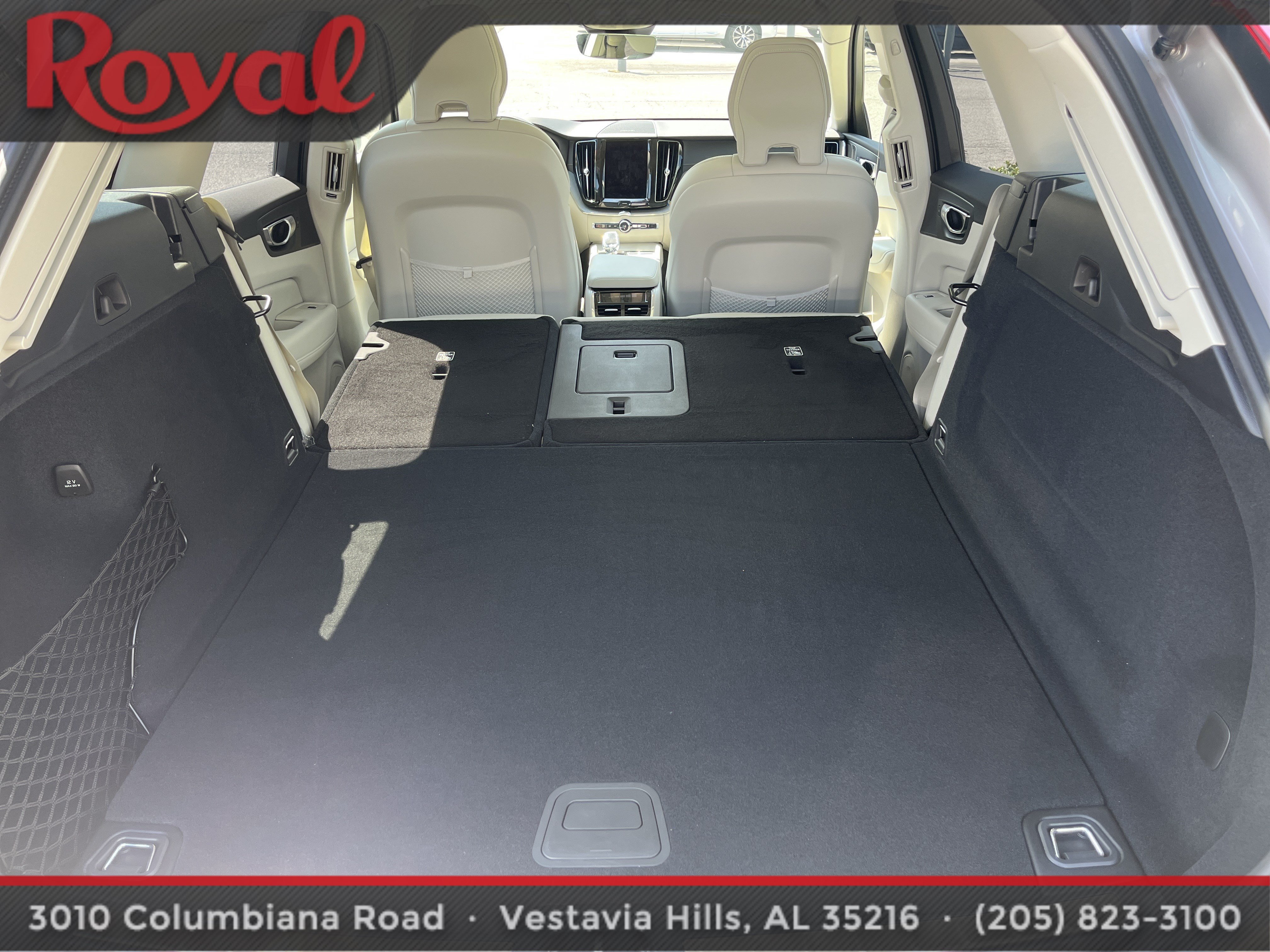Certified 2025 Volvo XC60 B5 Ultra w/ Protection Package Premier AWD/4WD image 9