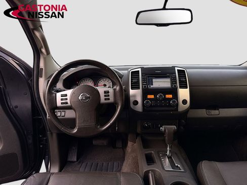 Used 2015 Nissan Frontier PRO-4X w/ Pro-4x Luxury Package image 32