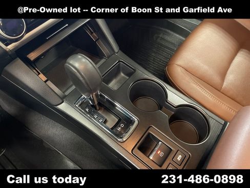 Used 2019 Subaru Outback 2.5i Touring AWD/4WD image 25