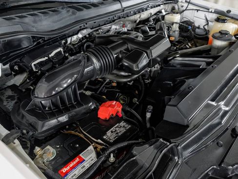 Used 2017 Ford F250 Lariat w/ Chrome Package image 49