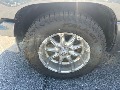 Used 2002 Chevrolet Silverado 1500 2WD Regular Cab image 10