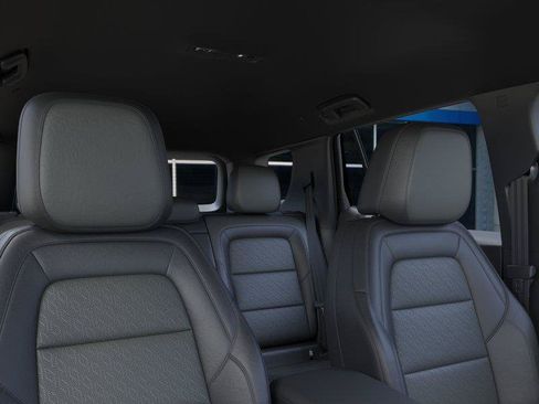 New 2027 Chevrolet Equinox LT w/ Convenience Package II FWD image 24