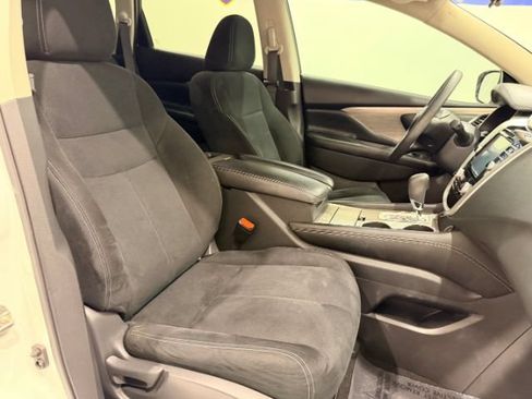 Used 2017 Nissan Murano S w/ Navigation Package FWD image 40