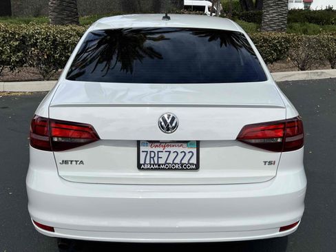 Used 2016 Volkswagen Jetta Sport w/ Lighting Package image 14