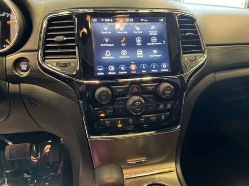 Used 2021 Jeep Grand Cherokee Laredo X RWD image 25
