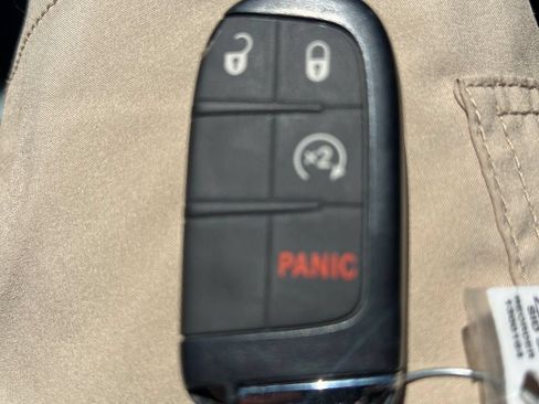 Used 2024 Jeep Compass Limited AWD/4WD image 36