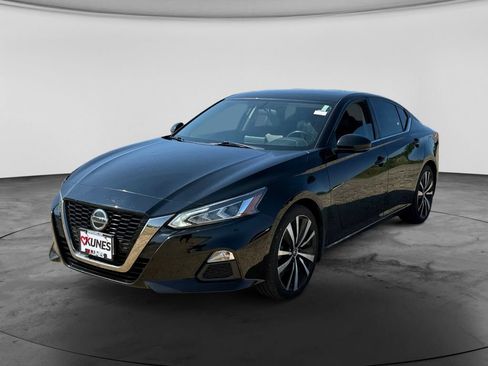 Used 2019 Nissan Altima 2.5 SR w/ SR Premium Package FWD image 5