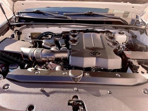 Used 2024 Toyota 4Runner TRD Off-Road image 24