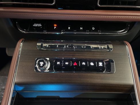 New 2026 Lincoln Aviator Reserve image 14