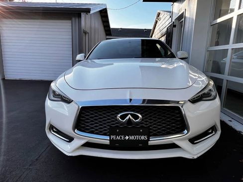 Used 2018 INFINITI Q60 3.0t Luxe image 5