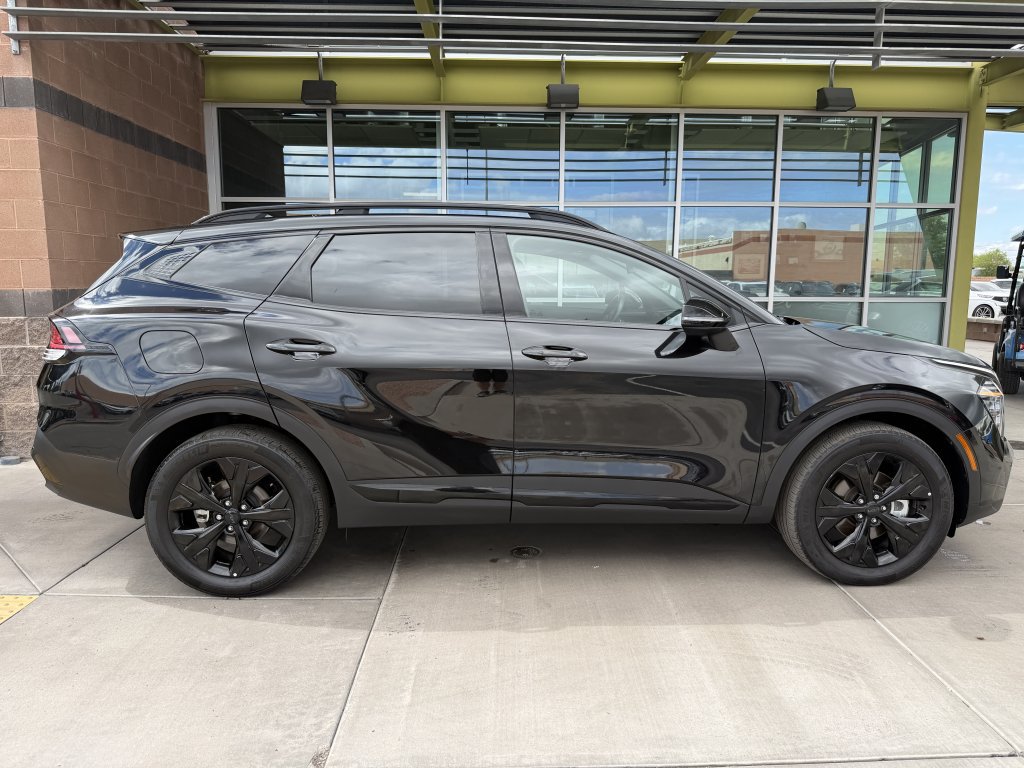 Used 2025 Kia Sportage X-Line AWD/4WD image 9