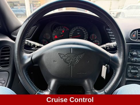Used 2000 Chevrolet Corvette Coupe w/ Performance Handling Pkg RWD image 15