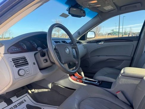 Used 2008 Buick Lucerne CXS image 8