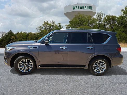 Used 2024 INFINITI QX80 Luxe AWD/4WD image 3