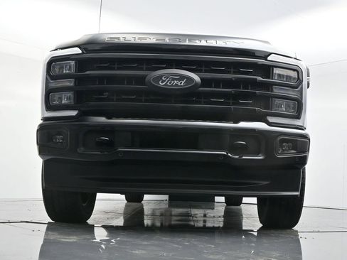 Used 2024 Ford F250 Lariat w/ Lariat Ultimate Package AWD/4WD image 50
