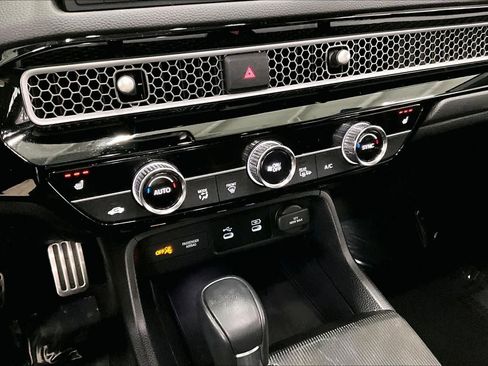 Used 2025 Honda Civic Sport image 35