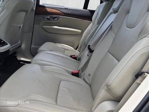 Used 2018 Volvo XC90 T6 Inscription w/ Convenience Package AWD/4WD image 12
