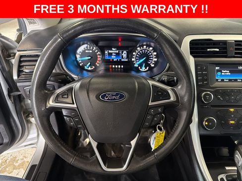 Used 2016 Ford Fusion SE w/ Equipment Group 201A FWD image 15