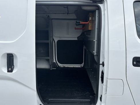 Used 2021 Nissan NV200 S FWD image 17