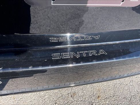 Used 2024 Nissan Sentra S image 24