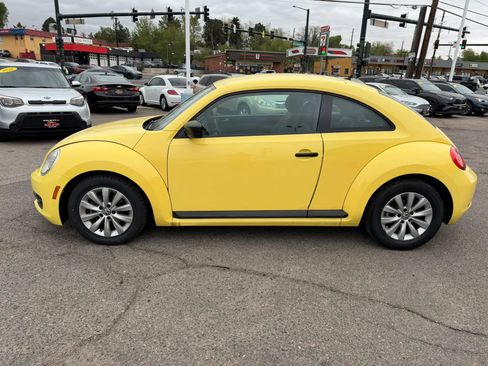 Used 2015 Volkswagen Beetle 1.8T FWD image 5
