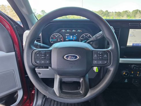 Used 2023 Ford F250 XLT w/ FX4 Off-Road Package AWD/4WD image 15