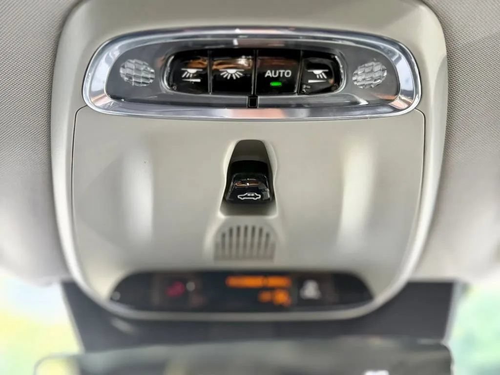 Used 2018 Volvo XC90 T6 Inscription w/ Convenience Package AWD/4WD image 28
