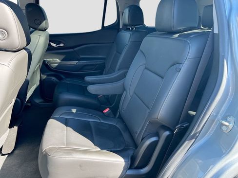 Used 2023 GMC Acadia SLT w/ Technology Package image 26