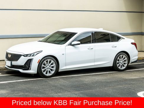 Used 2022 Cadillac CT5 Luxury RWD image 3