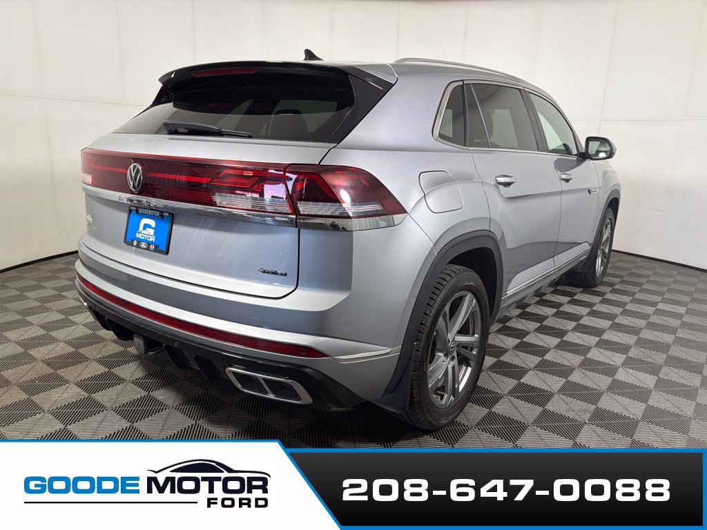 Used 2024 Volkswagen Atlas Cross Sport SEL R-Line AWD/4WD image 7