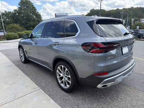 Used 2026 BMW X5 xDrive40i AWD/4WD image 9