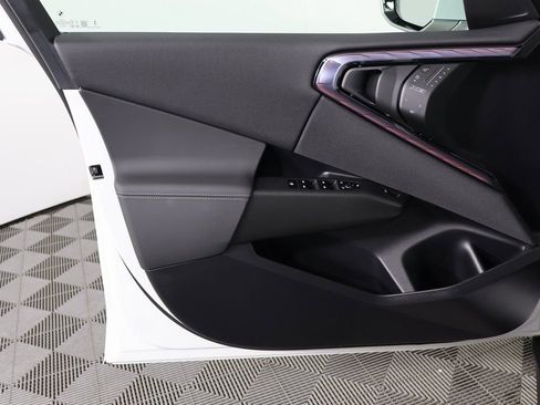 Used 2025 BMW X3 xDrive30i w/ Premium Package image 12