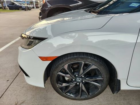 Used 2019 Honda Civic Sport image 7