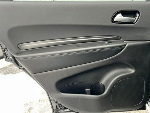 Used 2022 Dodge Durango SXT image 29