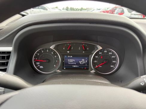 Used 2021 GMC Acadia SLE w/ Driver Convenience Package FWD image 23