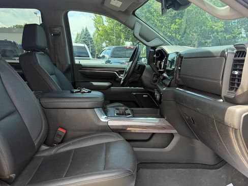 Used 2024 Chevrolet Silverado 2500 LTZ w/ LTZ Plus Package AWD/4WD image 28