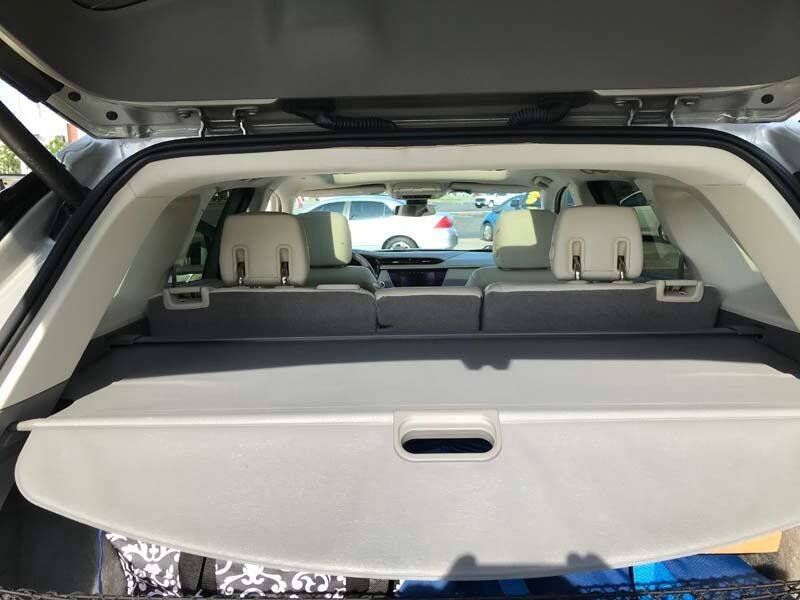 Used 2017 Cadillac XT5 Premium Luxury w/ Driver Assist Package AWD/4WD image 27