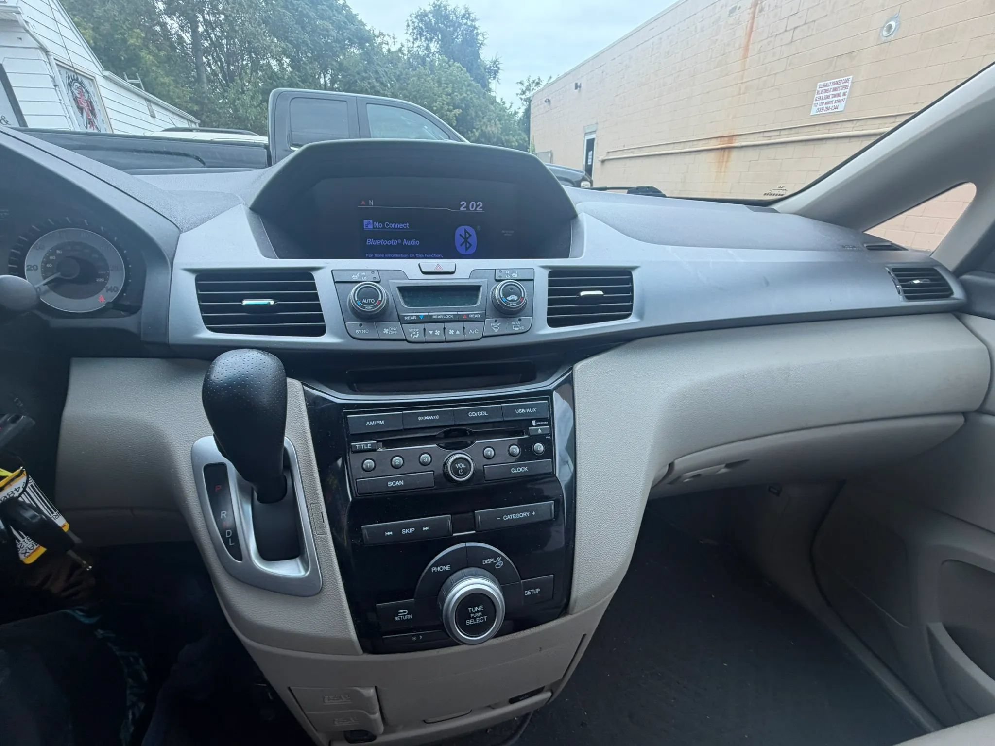 Used 2012 Honda Odyssey EX-L image 29