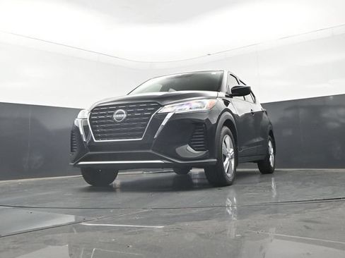 Used 2025 Nissan Kicks Play S FWD image 26